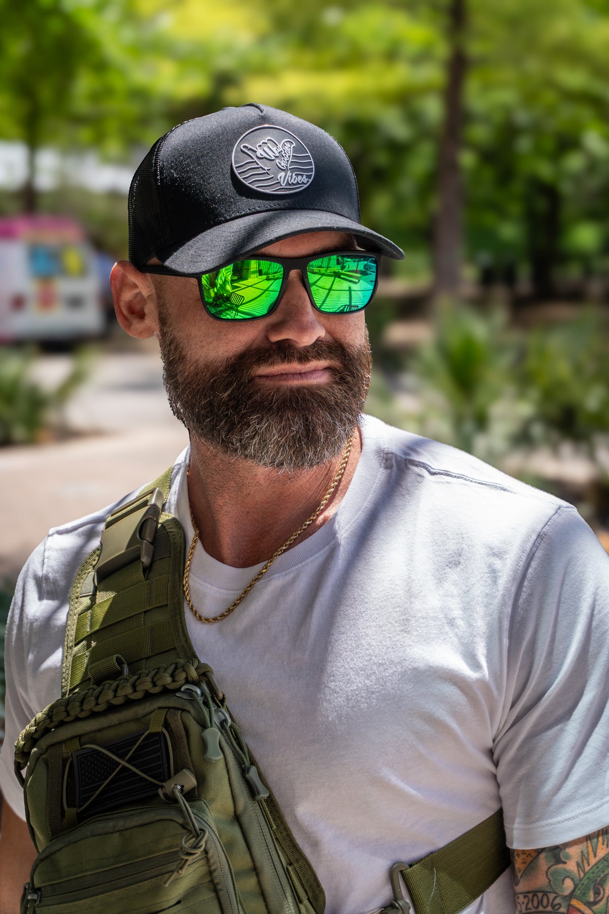 Script Snapback + Shaka Trucker