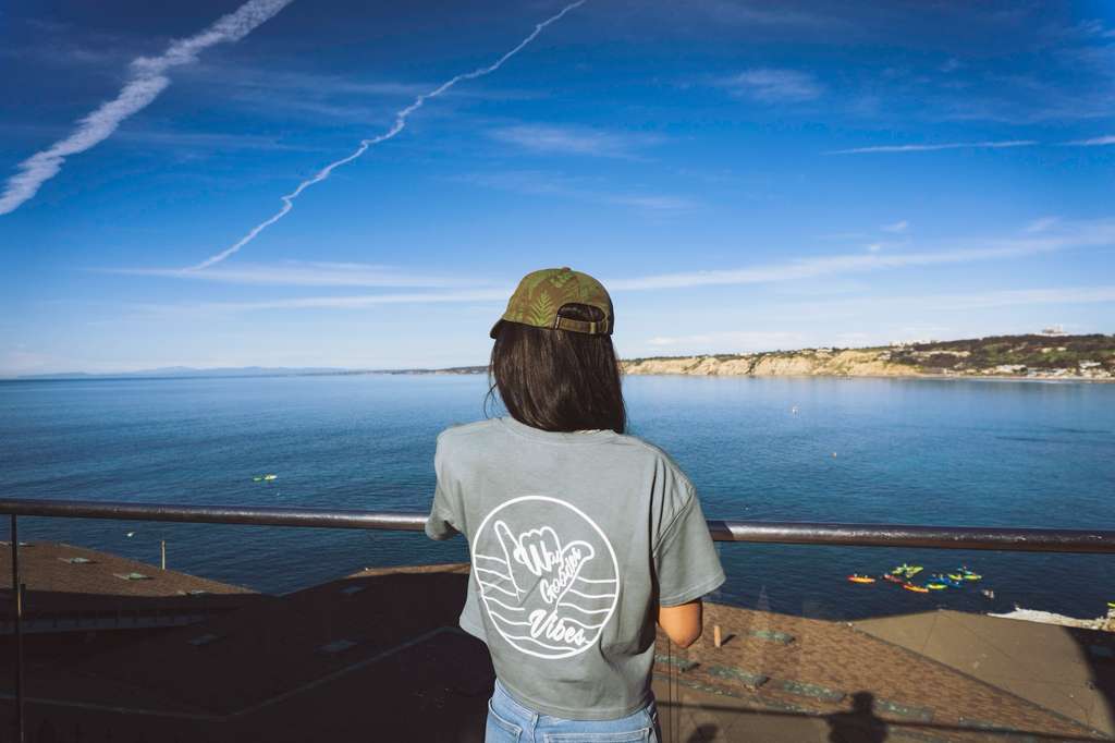 Woman wearing the Mineral crop tee showing the relaxed cropped fit